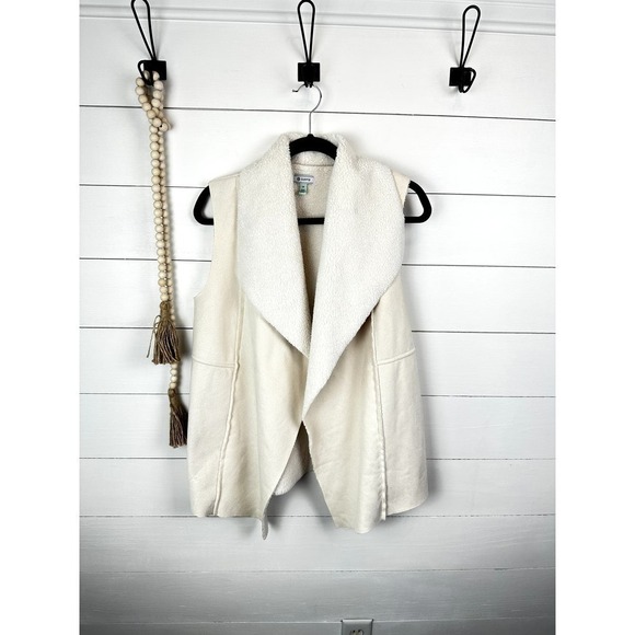 Pre-Loved Susina Cozy, Lined, faux Suede shell size Med Vest - Picture 1 of 8